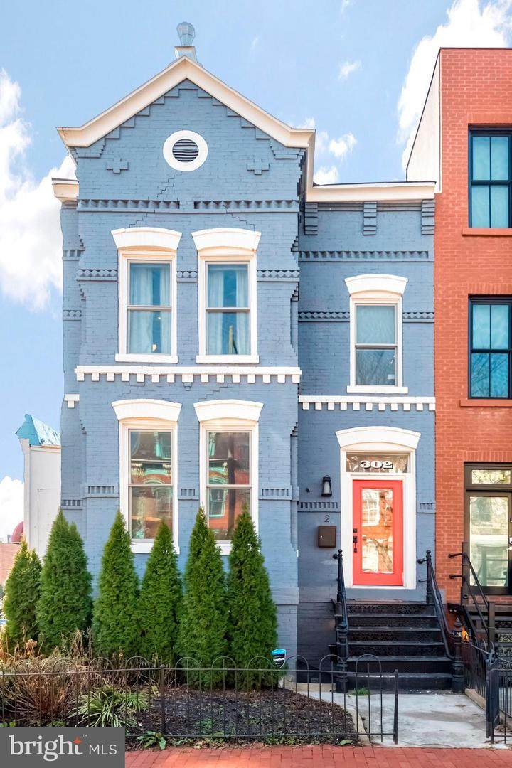 302 M Street - Photo 1