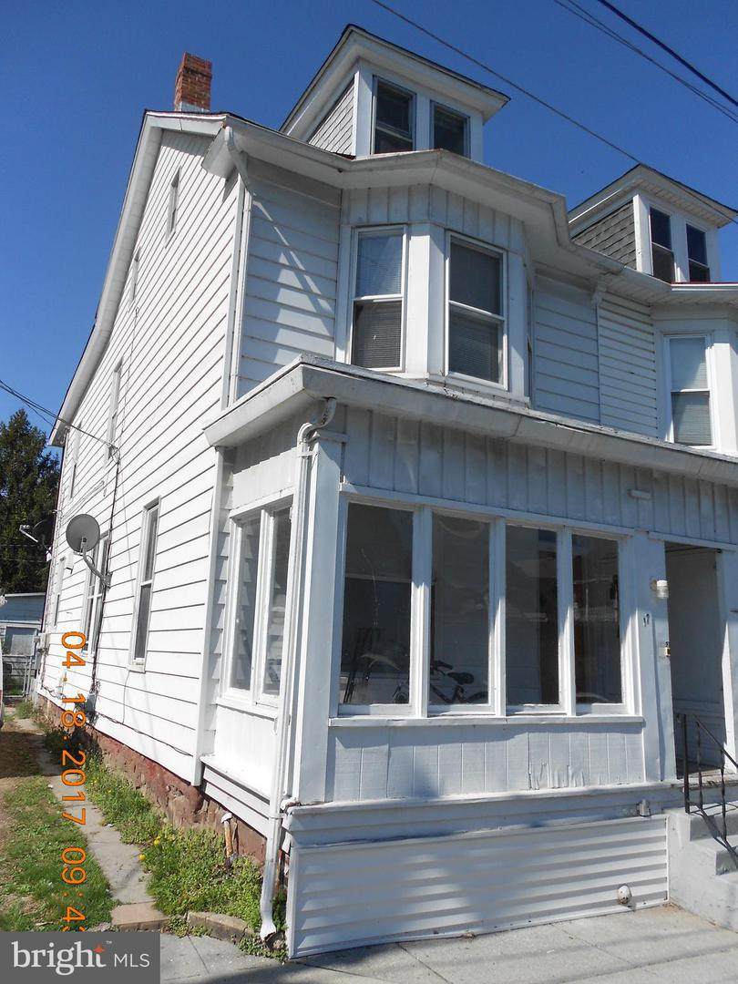 17 24TH Street - Photo 1
