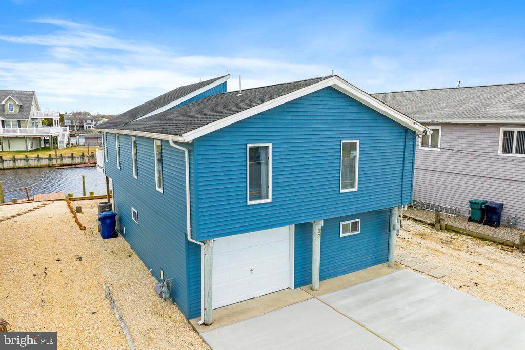 27 Dayton Drive - Photo 1