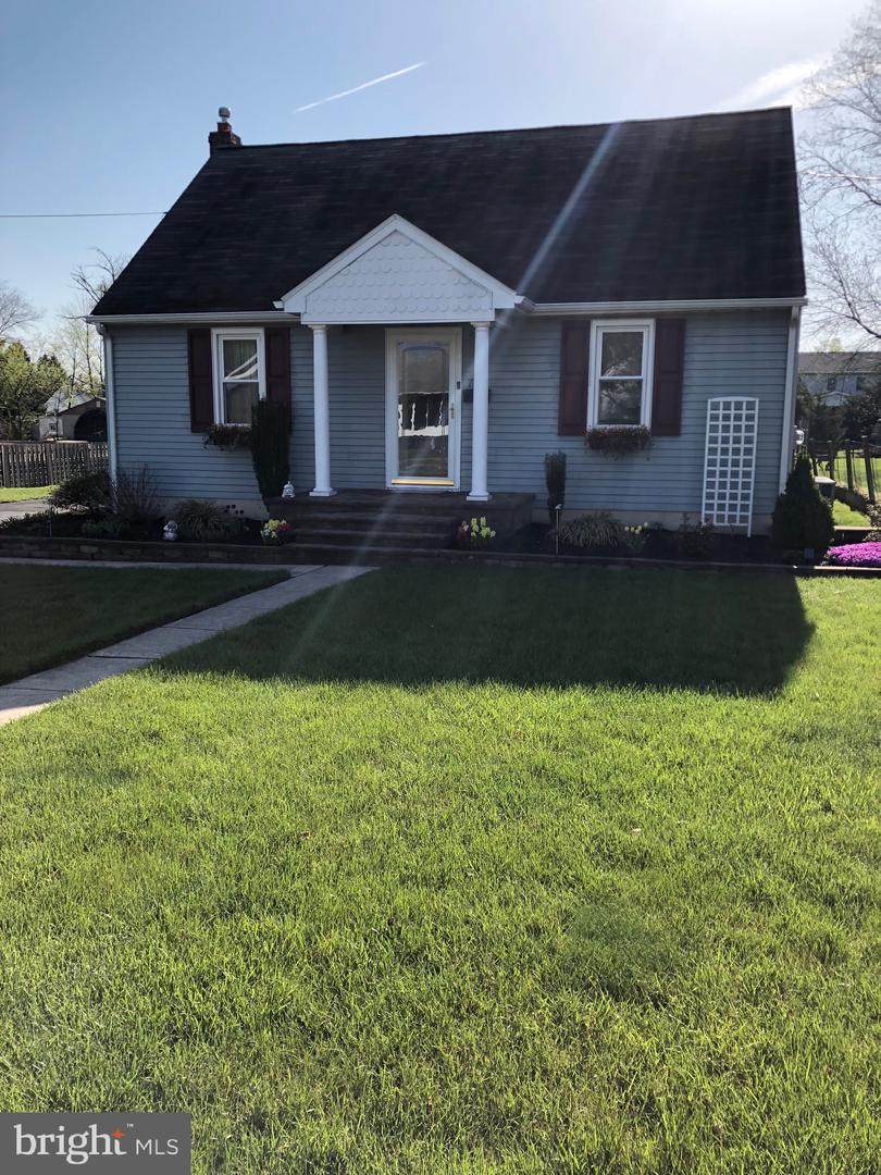 767 Charles Street - Photo 1