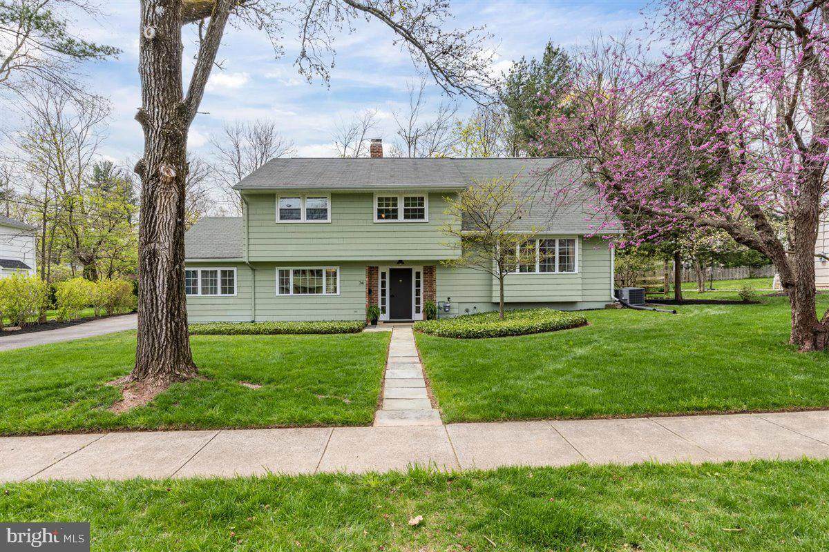 74 Robert Road - Photo 1