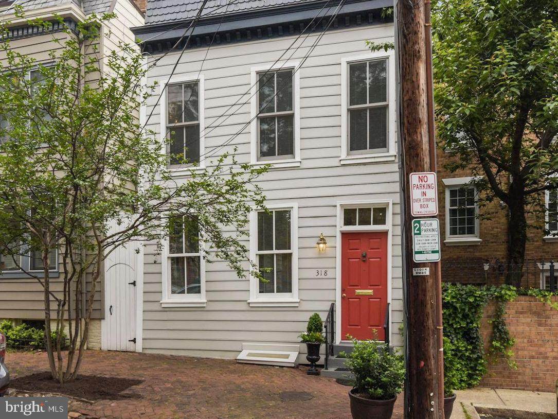 318 Royal Street - Photo 1