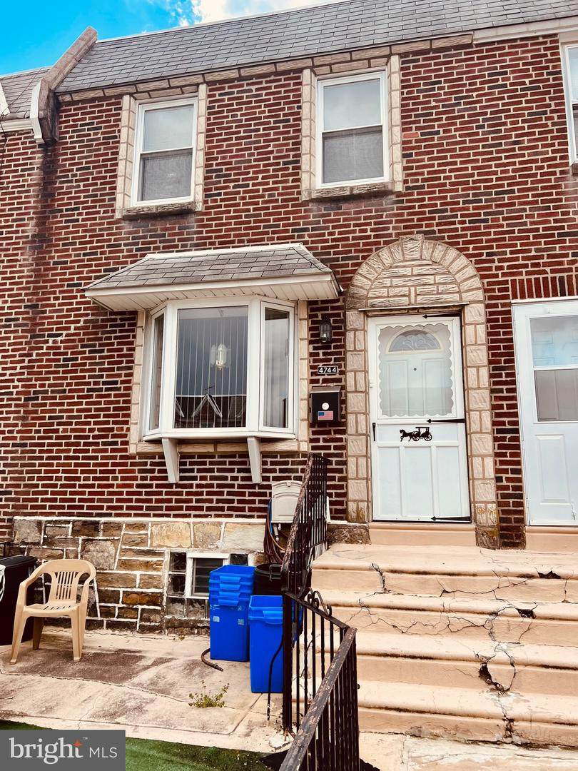 4744 Ashville Street - Photo 1