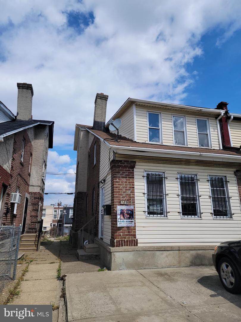 189 Roosevelt Boulevard - Photo 1