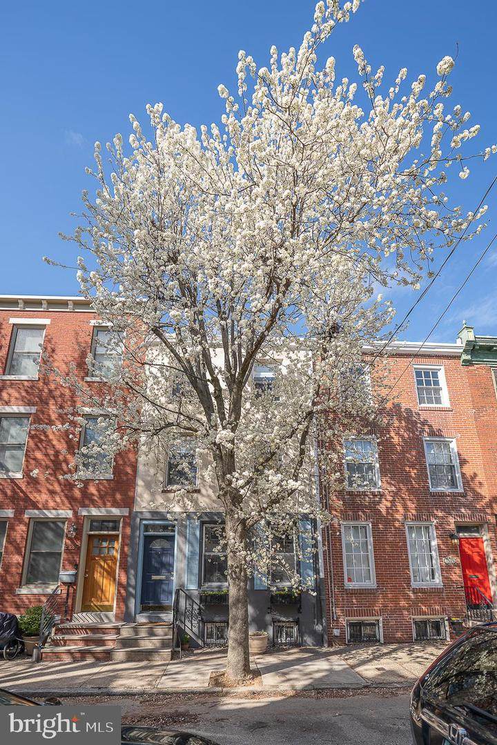 2327 Perot Street - Photo 1