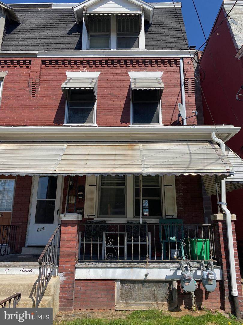819 Shippen Street - Photo 1