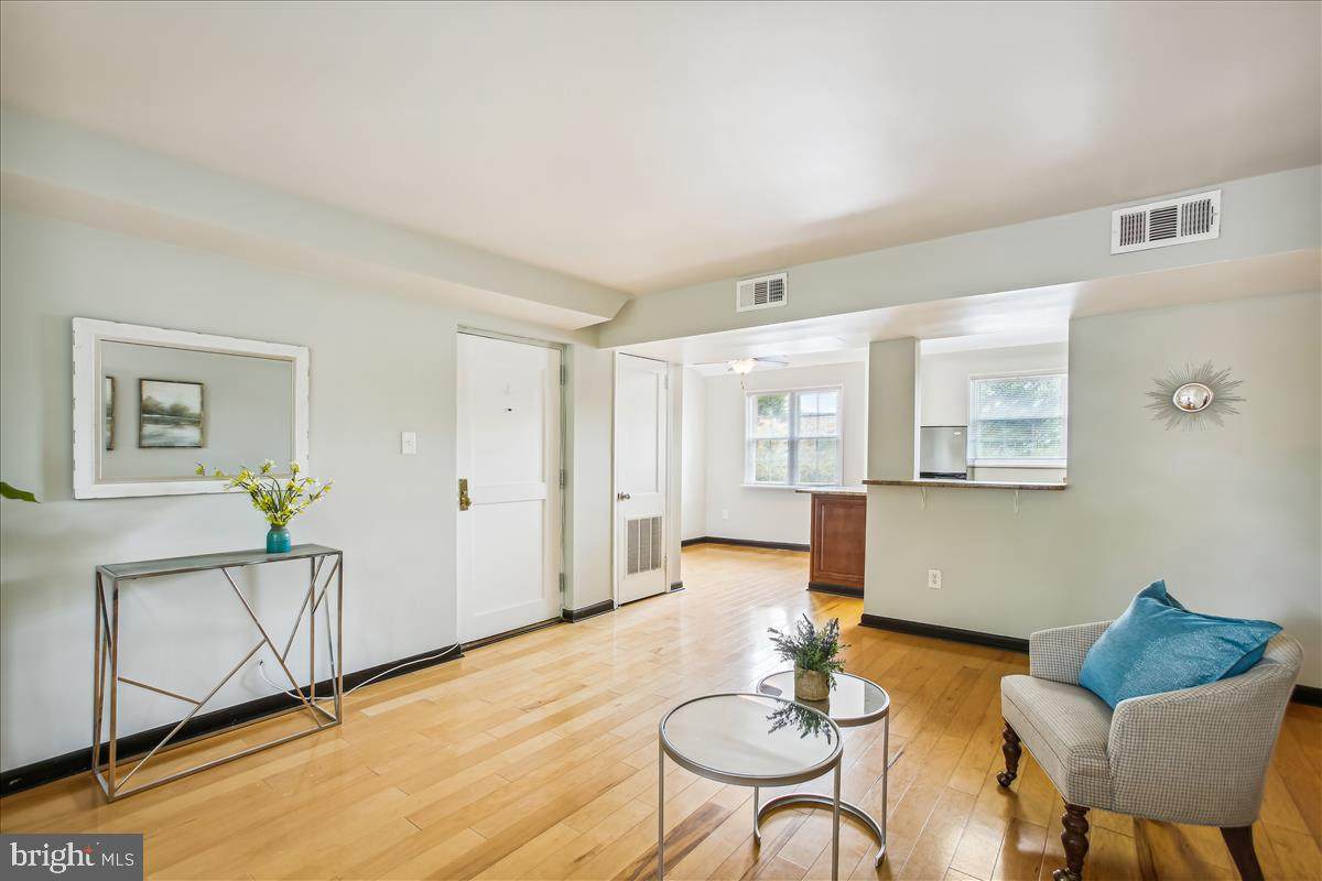 1425 Nash Street - Photo 1
