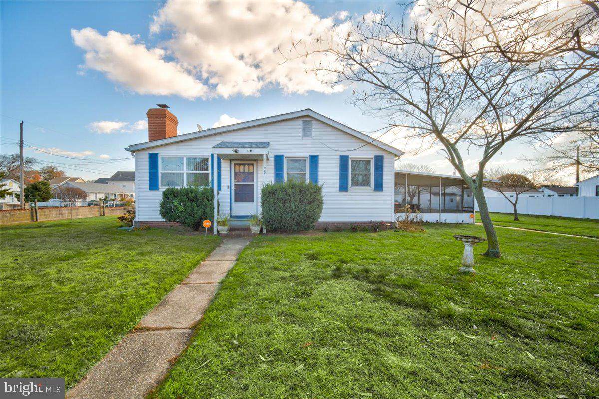 804 Delaware Avenue - Photo 1