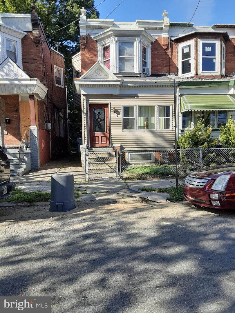 1129 Princess Avenue - Photo 1