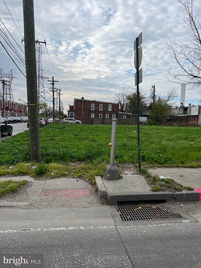 2801-2803 2ND Street - Photo 1