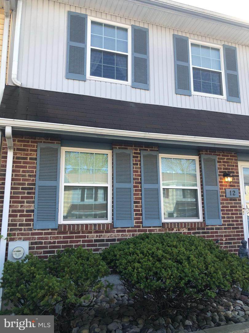 12 Bavarian Lane - Photo 1