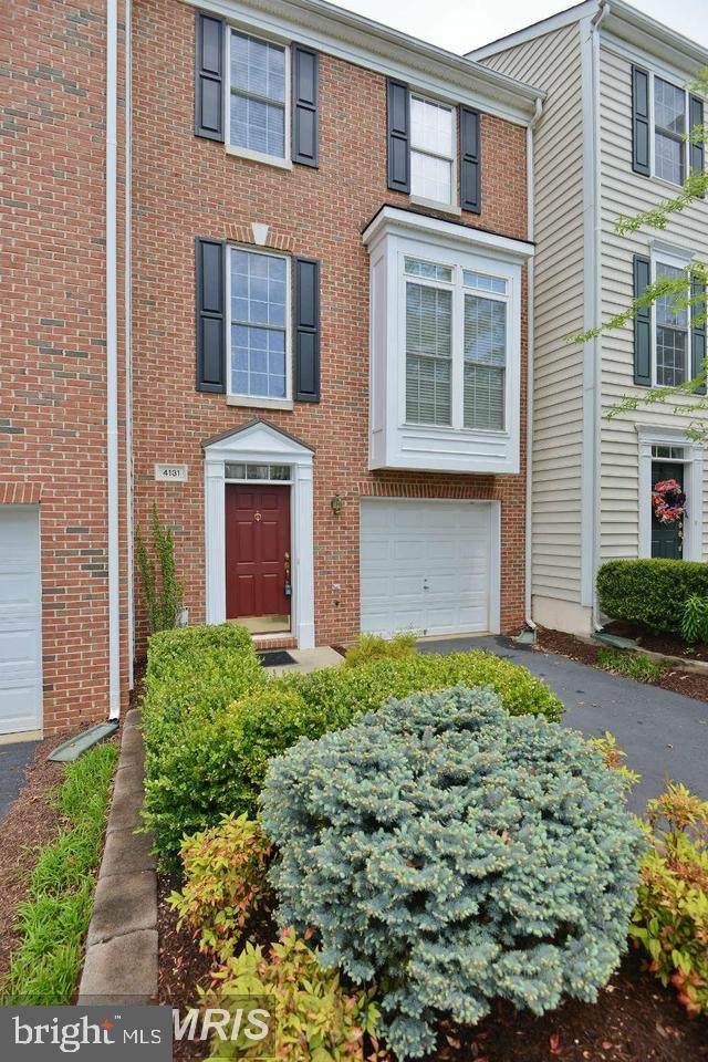4131 Fairfax Center Creek Drive - Photo 1