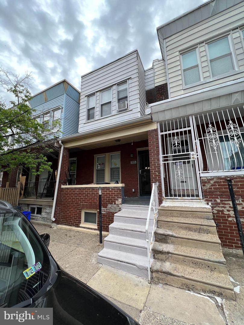 2262 Monmouth Street - Photo 1