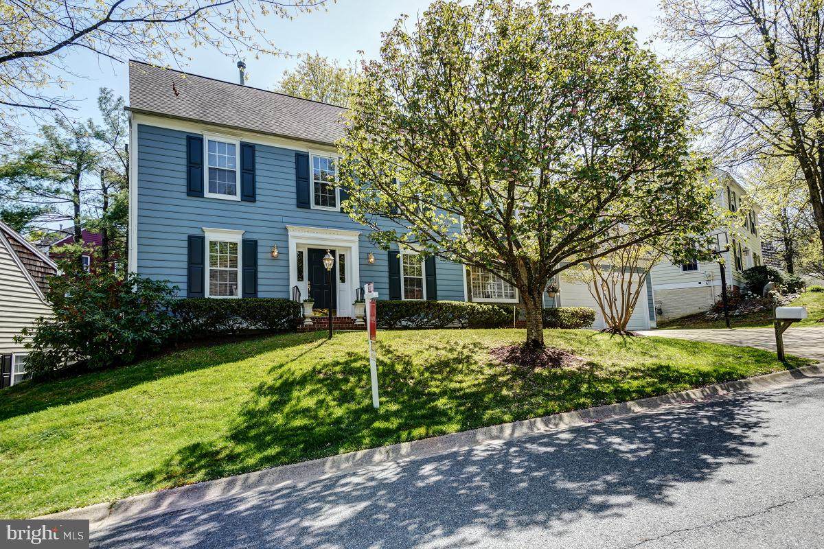 224 Midsummer Circle - Photo 1
