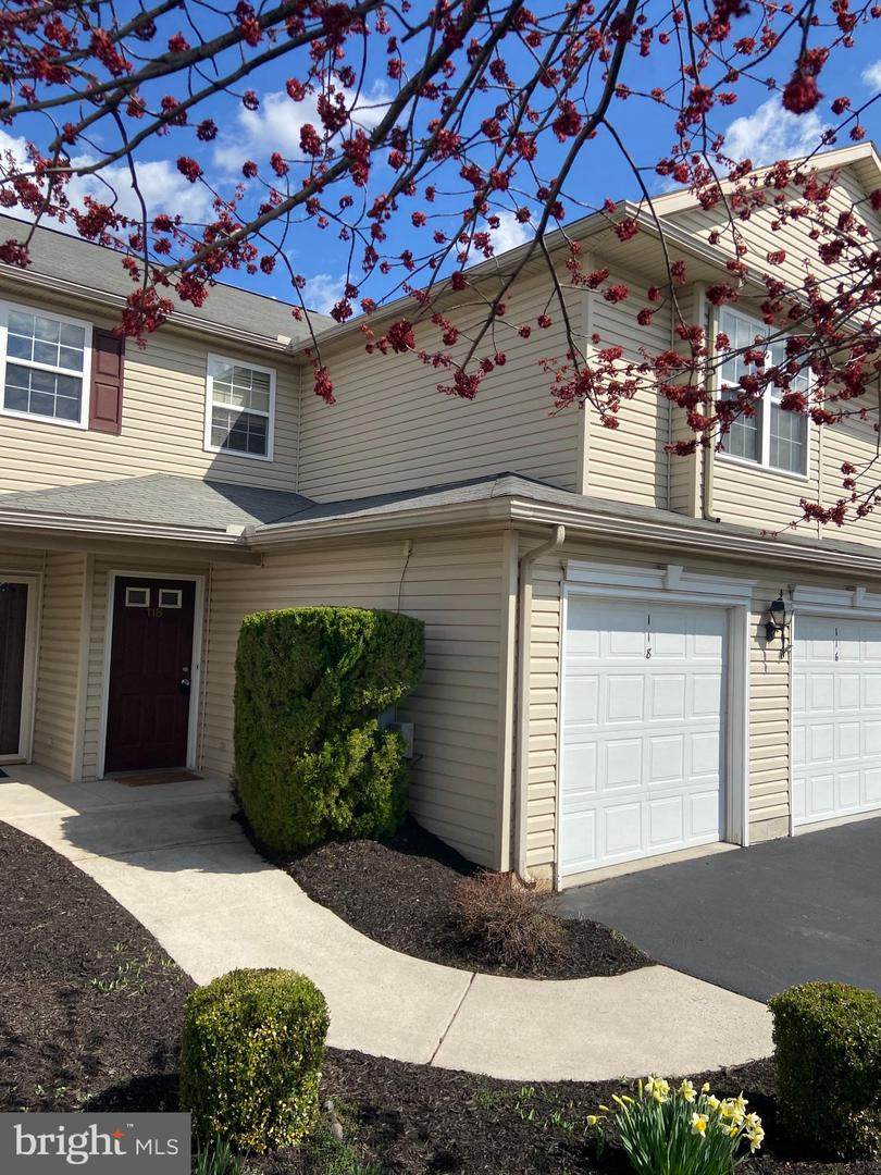 118 Sparrow Road - Photo 1