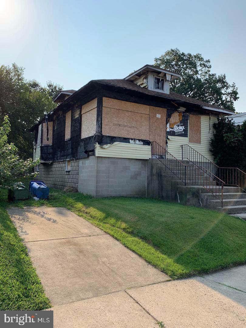 209 Barlow Avenue - Photo 1