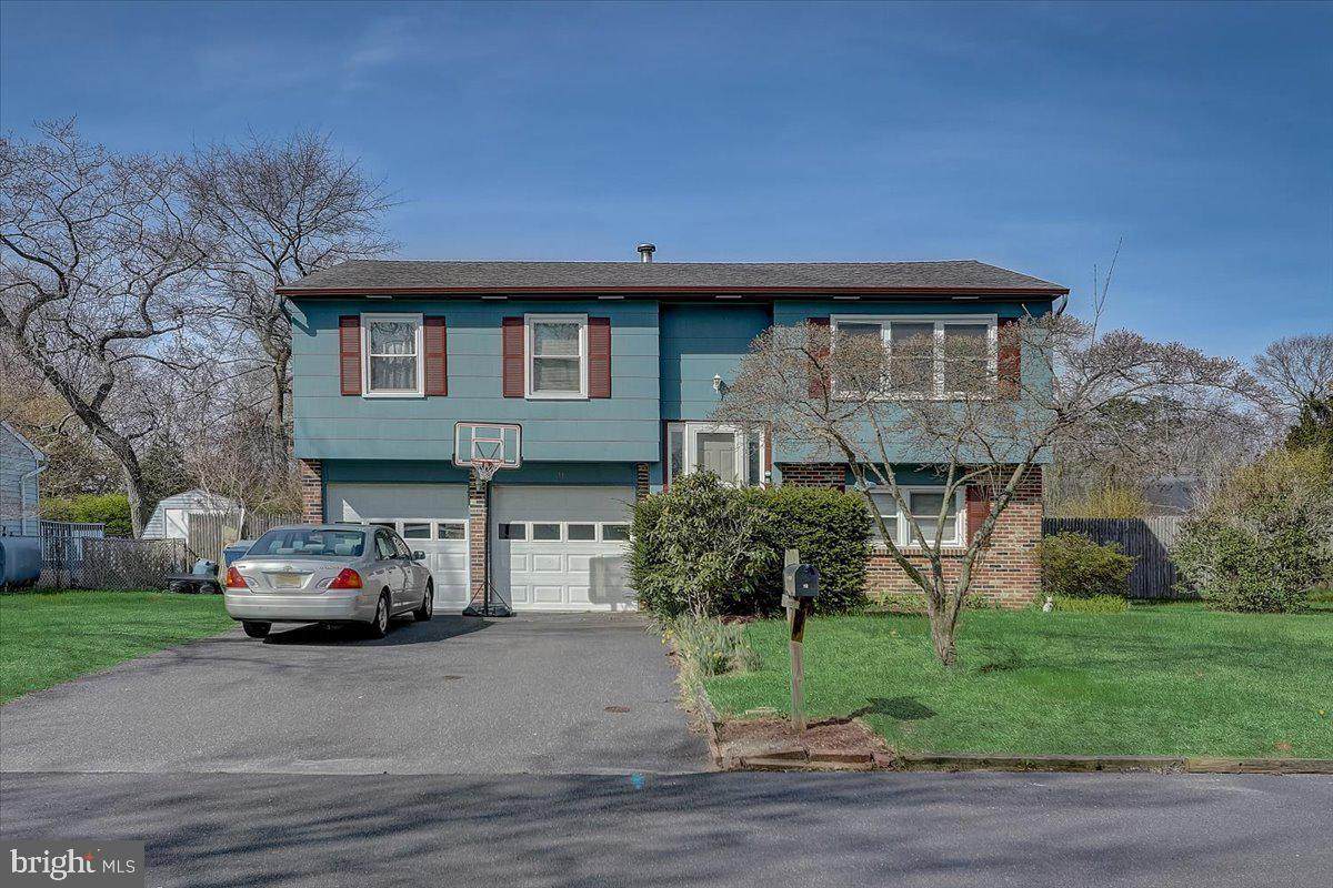 11 Redwood Lane - Photo 1