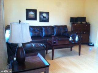 5 Amy Court - Photo 1