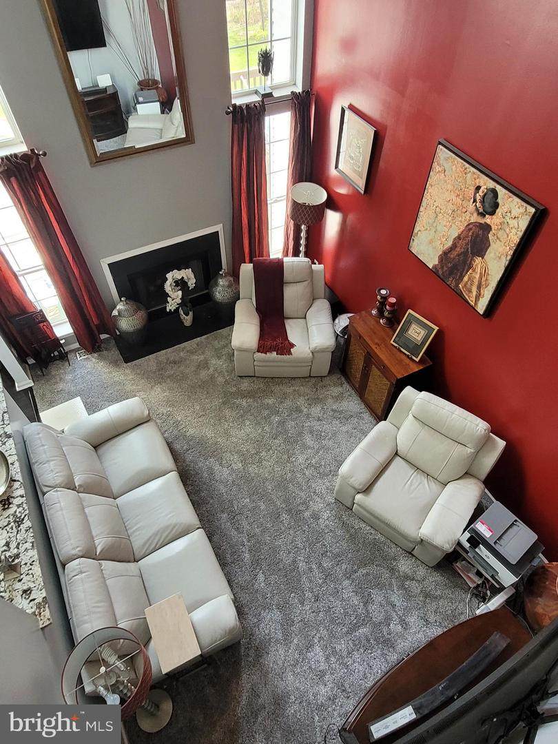 8 Coventry Court - Photo 1