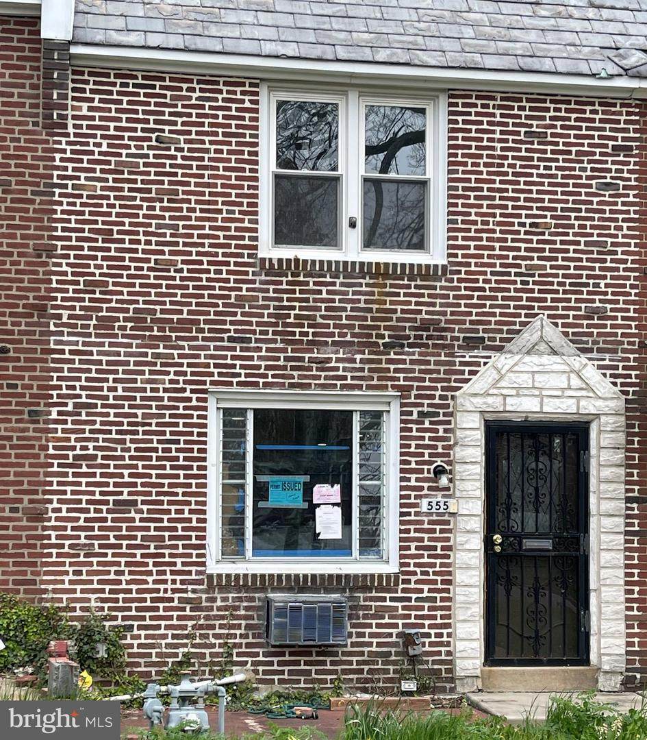 555 2ND Street - Photo 1