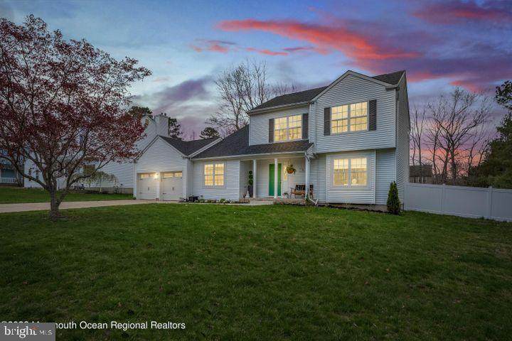 181 Royal Oak Drive - Photo 1