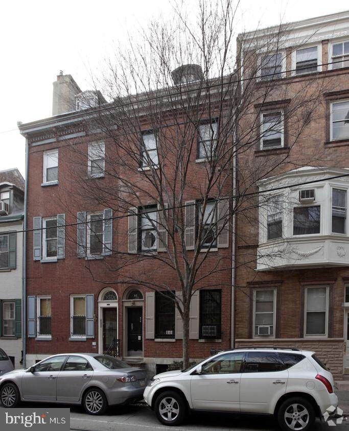 312 12TH Street - Photo 1