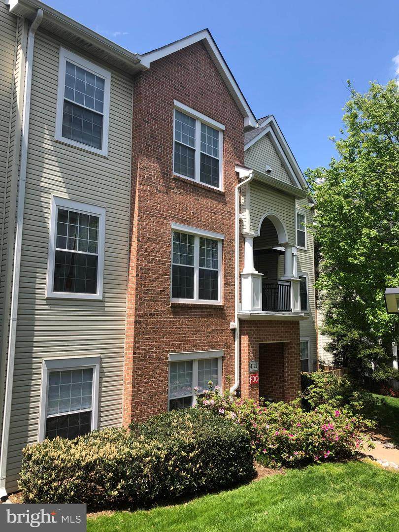 4127 Fountainside Lane - Photo 1