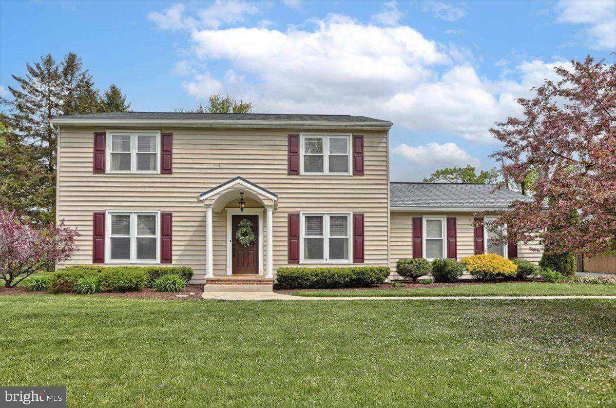 15 Forest Avenue - Photo 1
