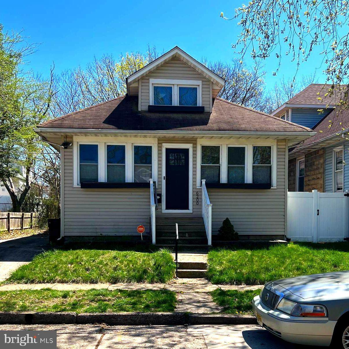 6200 Wayne Avenue - Photo 1