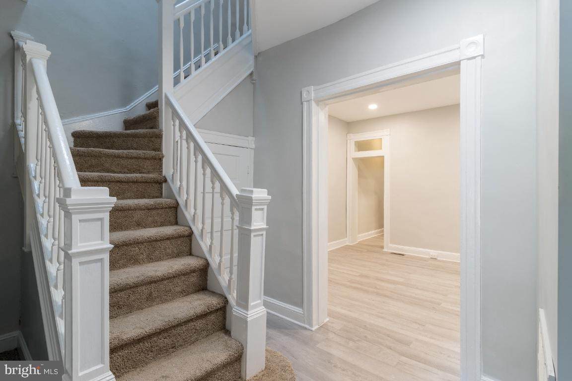 1626 Appleton Street - Photo 1