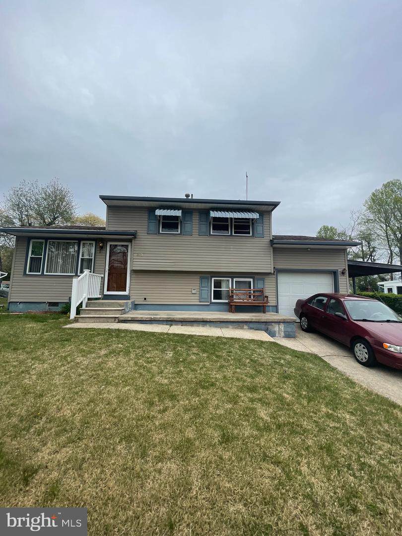 875 Bradford Drive - Photo 1