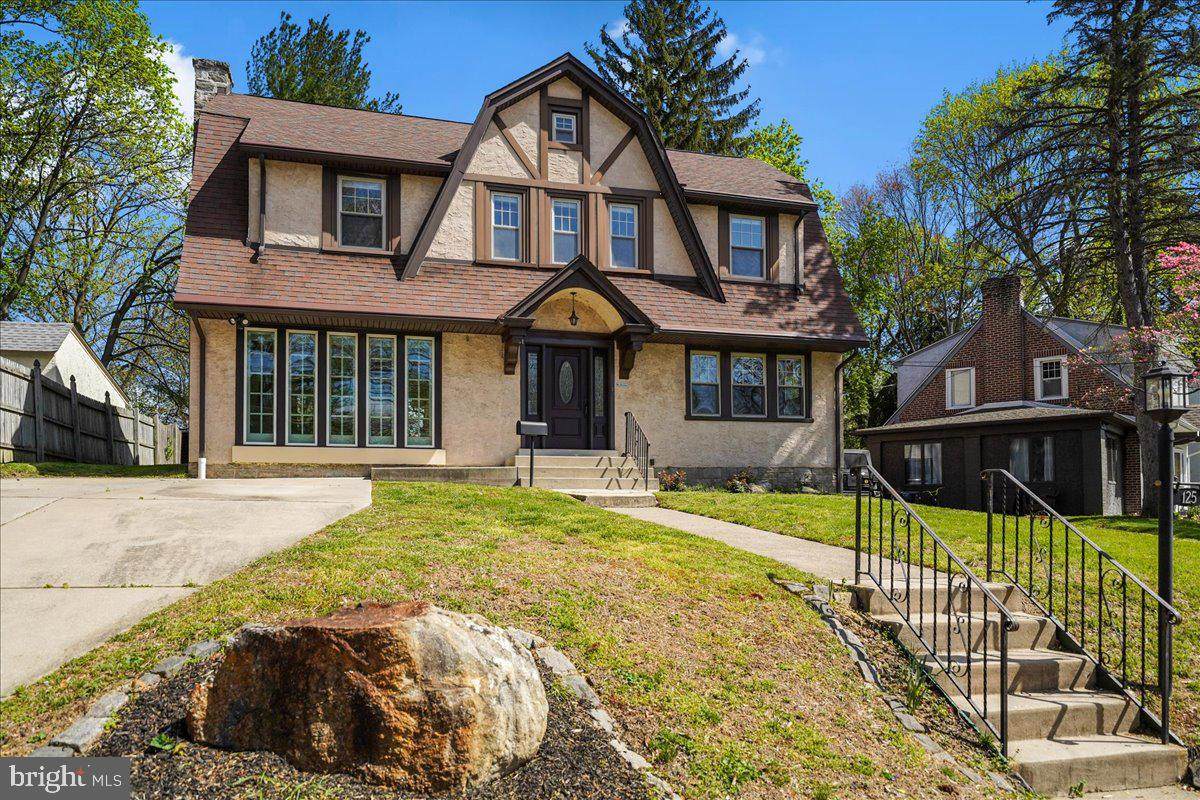 125 Overhill Road - Photo 1