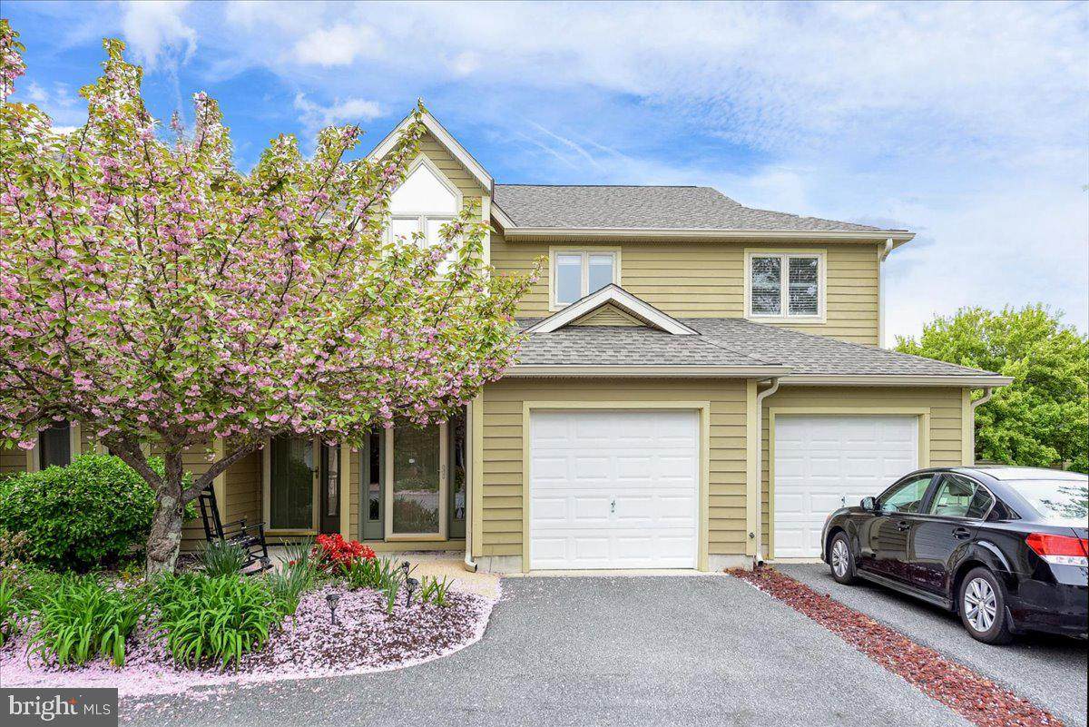 18615 Orton Circle - Photo 1