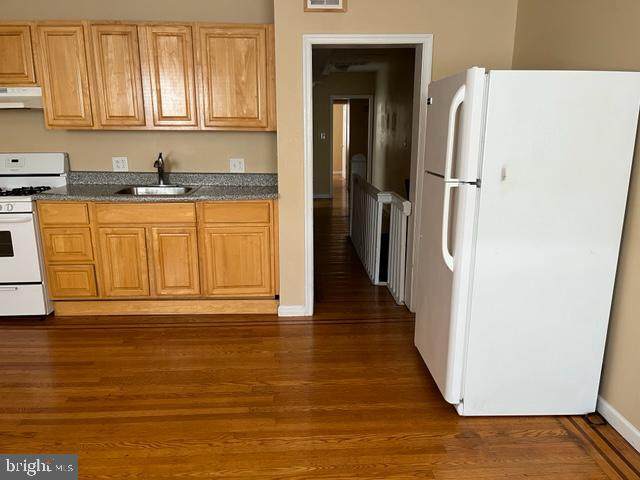 347 Snyder Avenue - Photo 1