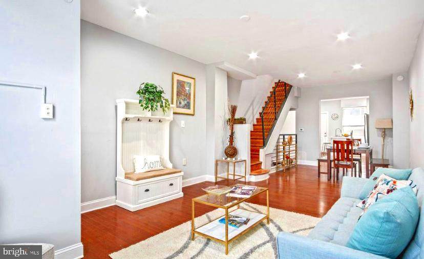 811 Luzerne Avenue - Photo 1