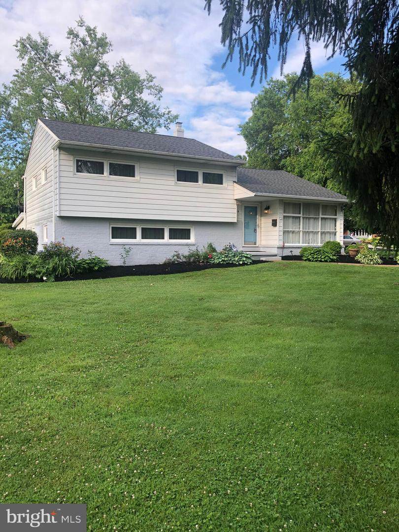 1914 Oak Lane Road - Photo 1