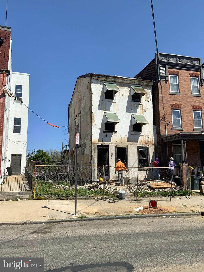 885-87 41ST Street - Photo 1
