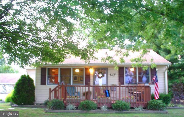 649 Broadway - Photo 1