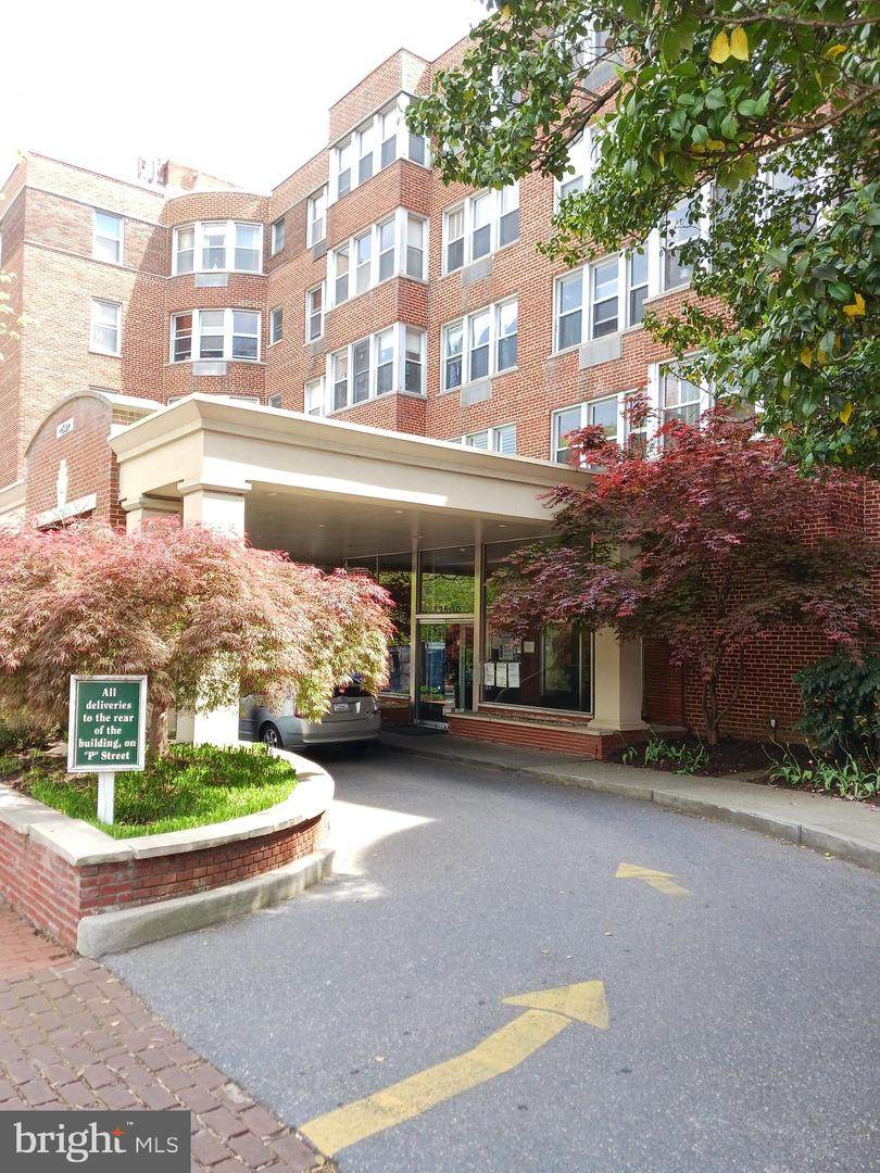 2500 Q Street - Photo 1