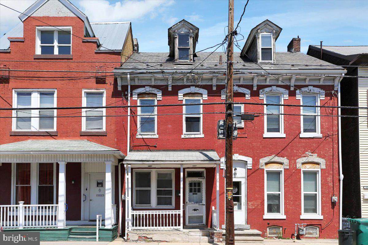 1111 Lehman Street - Photo 1
