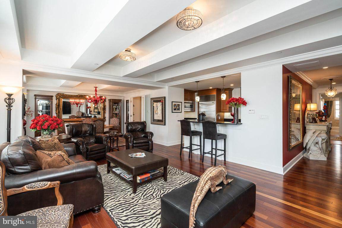 1701 Locust Street - Photo 1