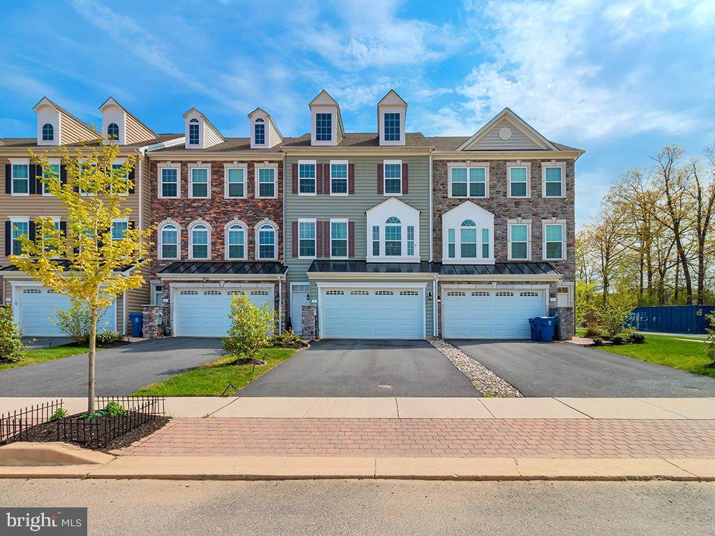 4 Grissom Drive - Photo 1