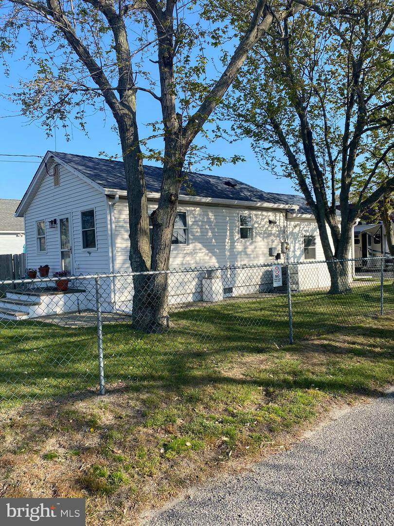 248 Maryland Avenue - Photo 1