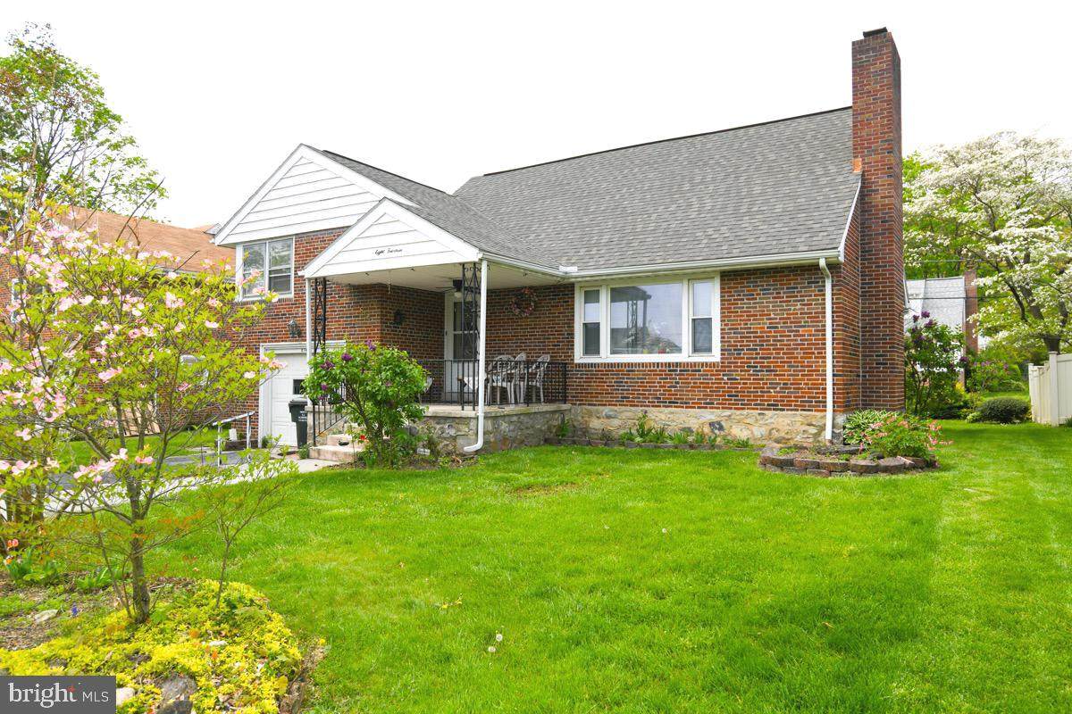 814 26TH Street - Photo 1
