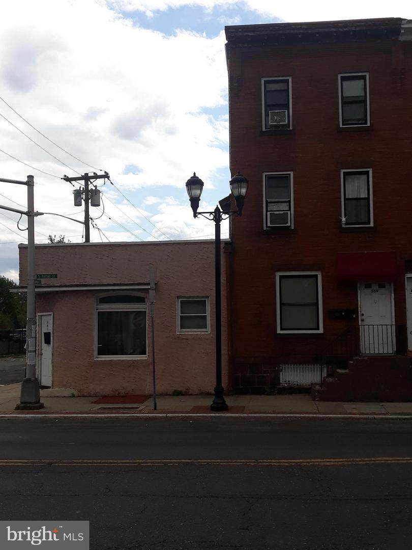559-561 Broad Street - Photo 1