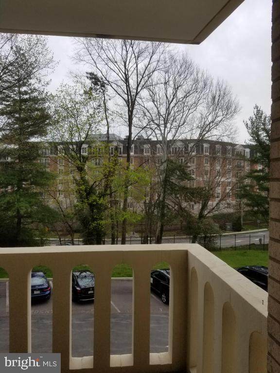 191 Presidential Boulevard - Photo 1