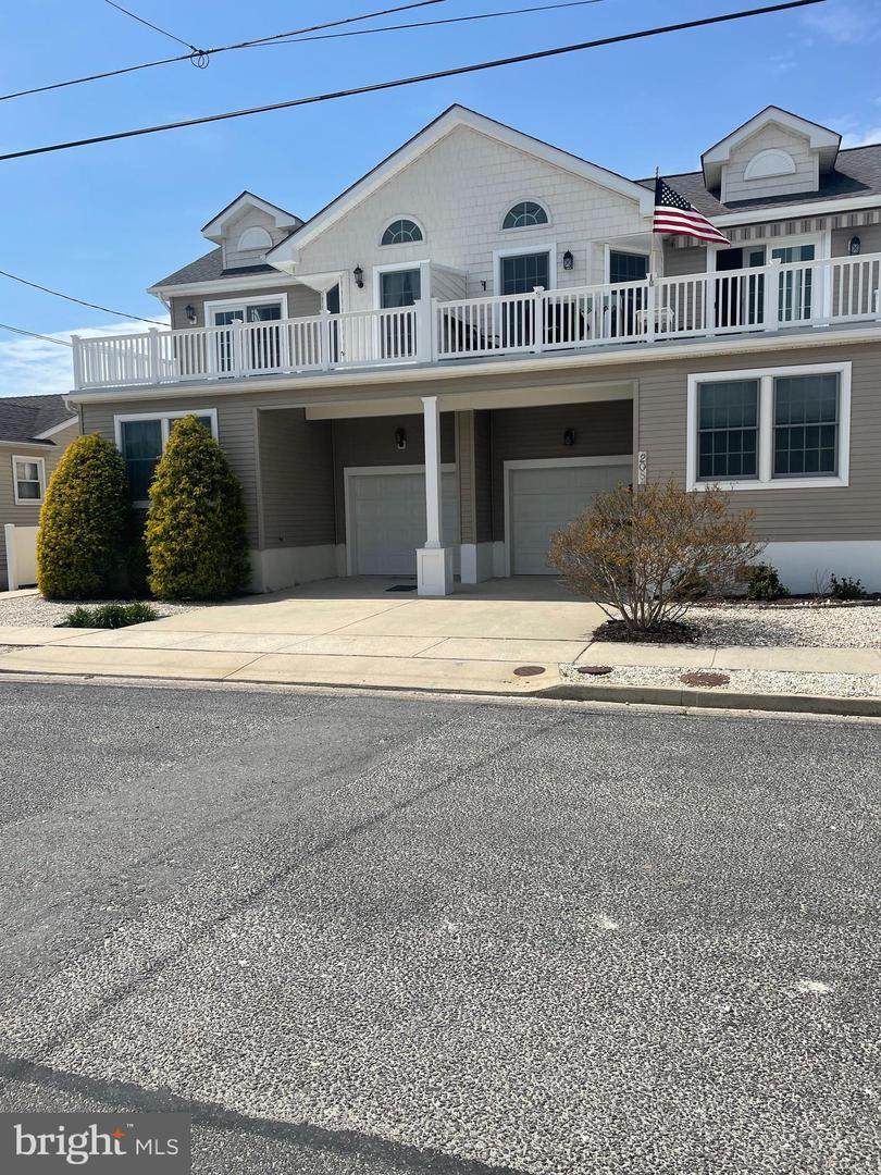 208 Preston Avenue - Photo 1