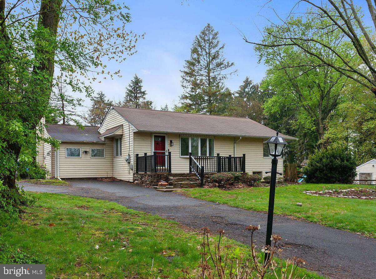 15 Kings Lane - Photo 1