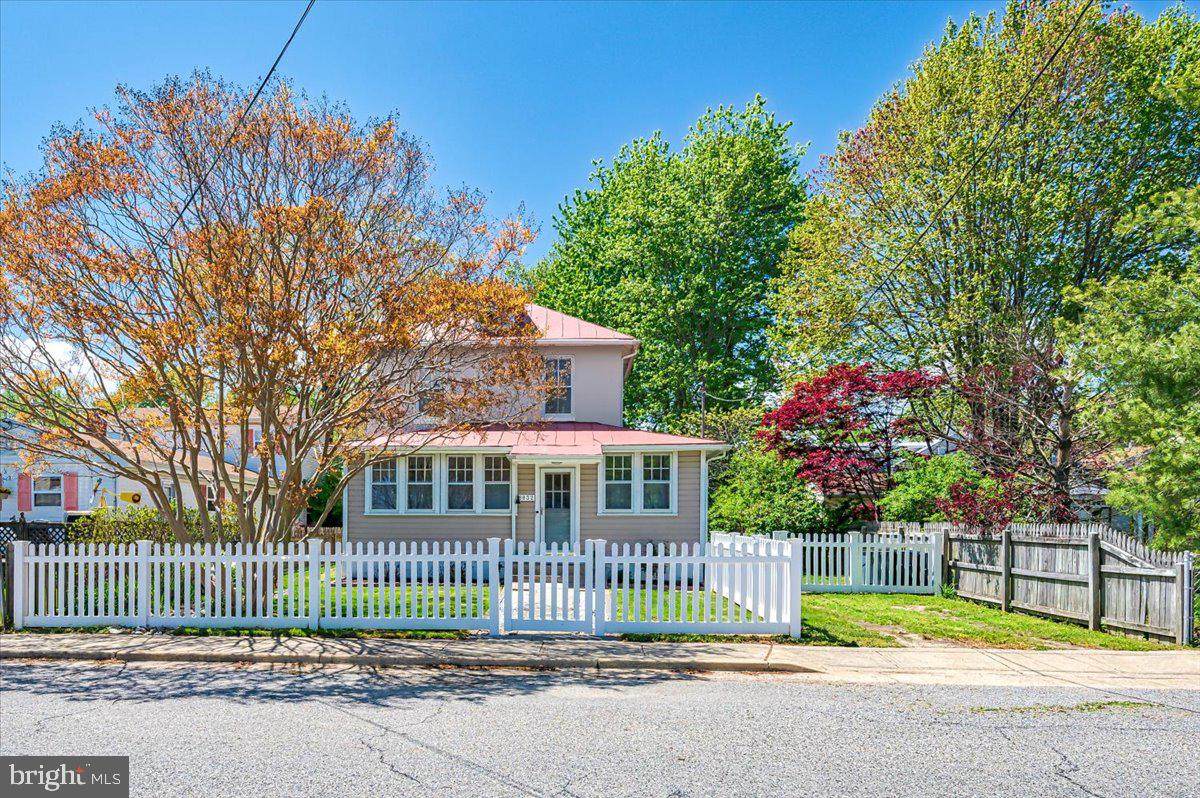 8832 Dayton Avenue - Photo 1