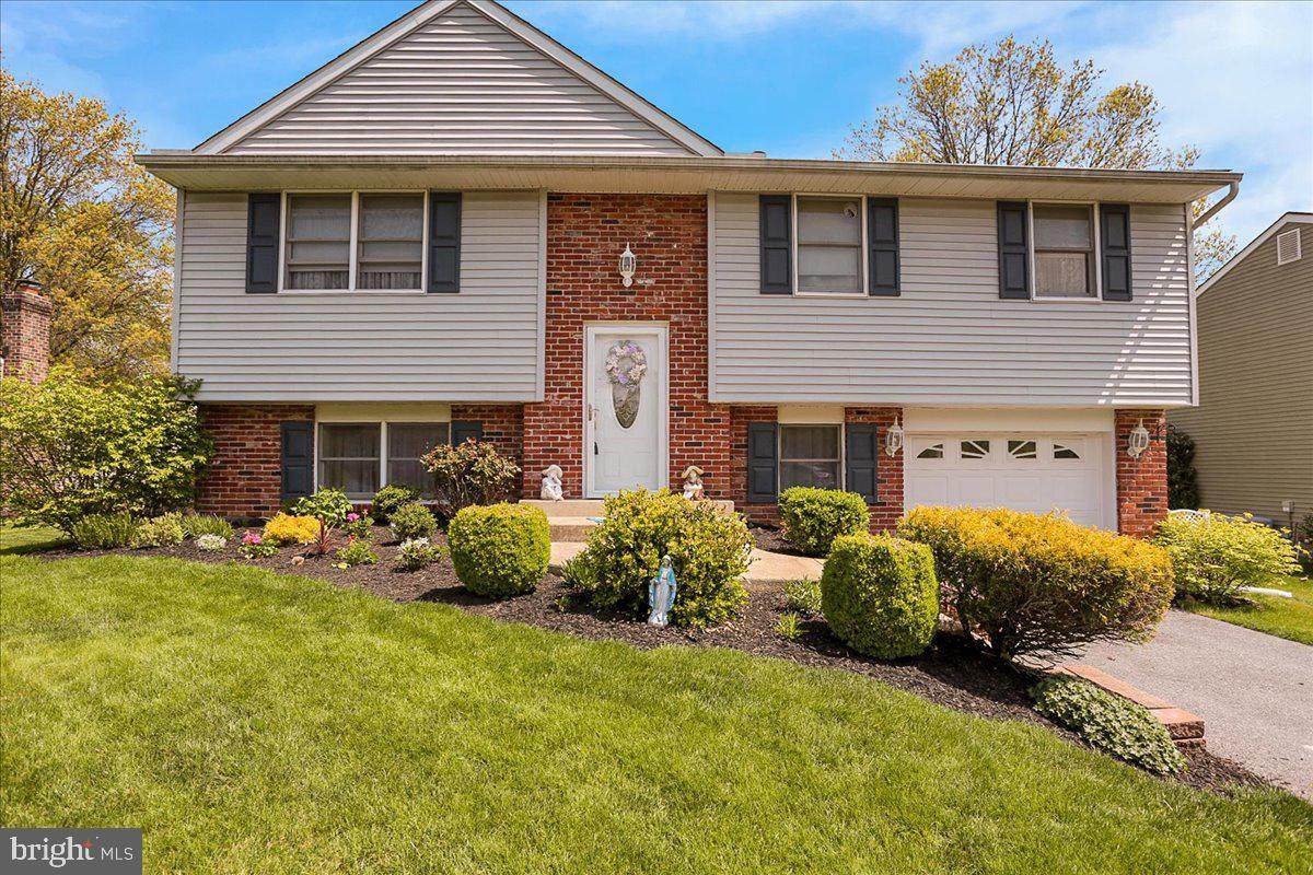 775 Wisteria Avenue - Photo 1